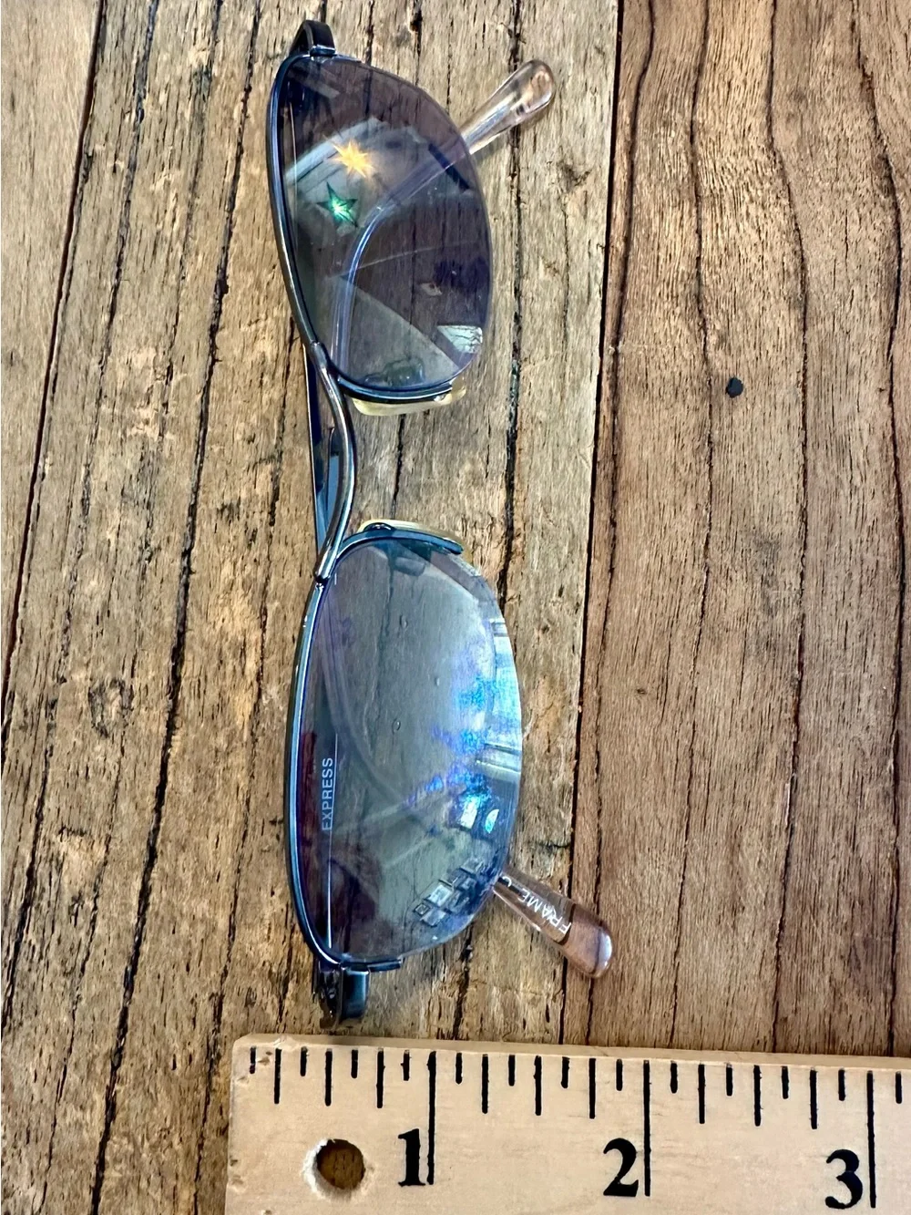 Vintage 90’s Sleek Black Frame Sunglasses with Purple Lenses